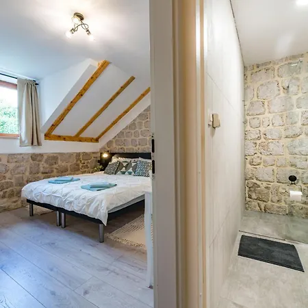 Dovecote With Private Sauna, Jacuzzi & Gym Ferienhaus