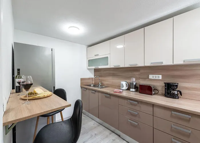 Dovecote With Private Sauna, Jacuzzi & Gym