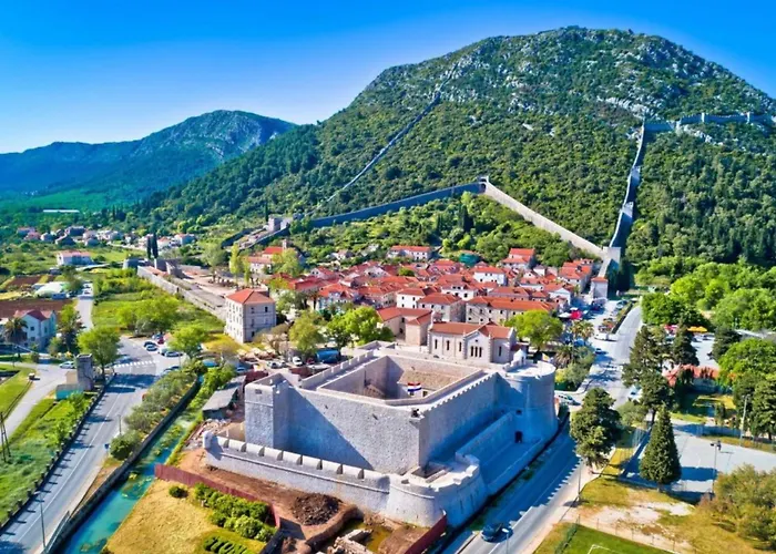 Nyaraló Dovecote With Private Sauna, Jacuzzi & Gym Ston