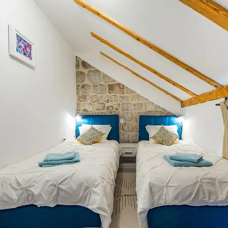 Dovecote With Private Sauna, Jacuzzi & Gym Casa de Férias Ston