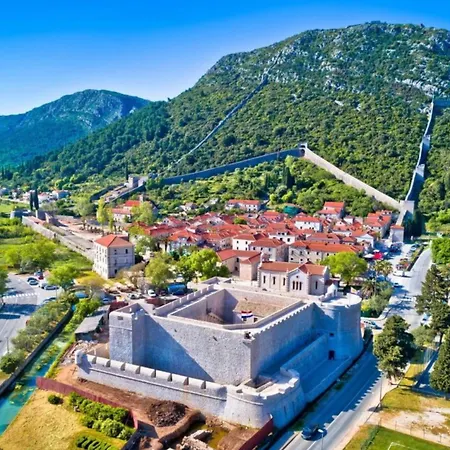 Σπίτι διακοπών Dovecote With Private Sauna, Jacuzzi & Gym Ston