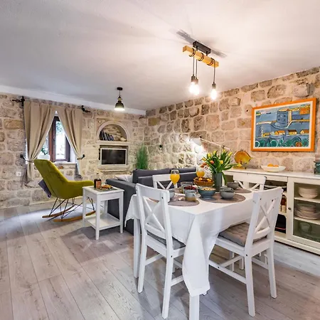 Σπίτι διακοπών Dovecote With Private Sauna, Jacuzzi & Gym *